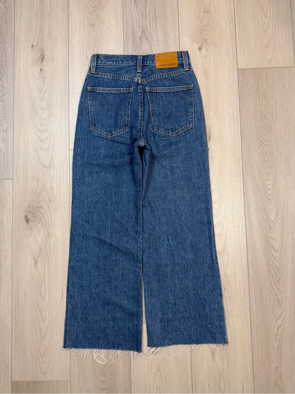 Denim Forum High-Rise Cropped Wide-Leg Jeans in Blue - Picture 6 of 9
